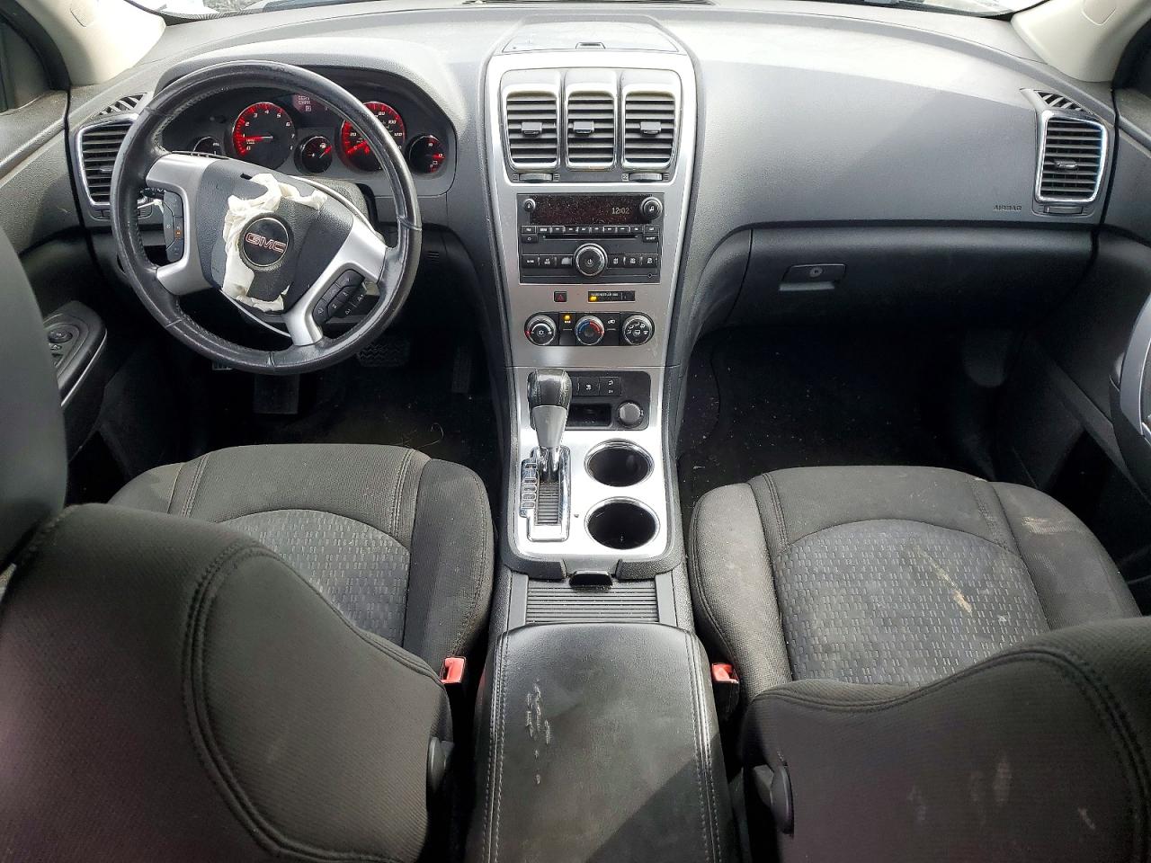 2010 GMC ACADIA SLE photo 8