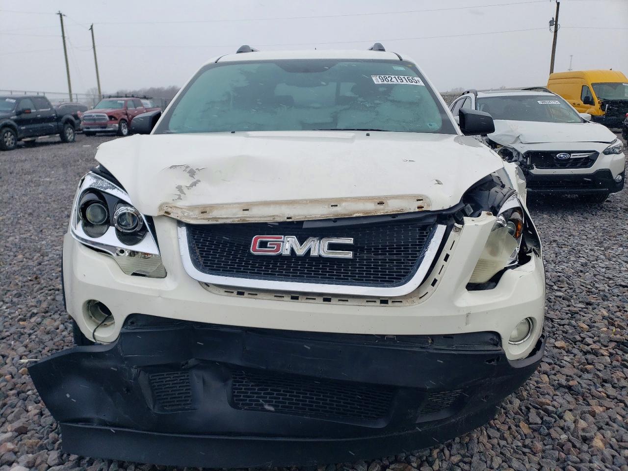 2010 GMC ACADIA SLE photo 5