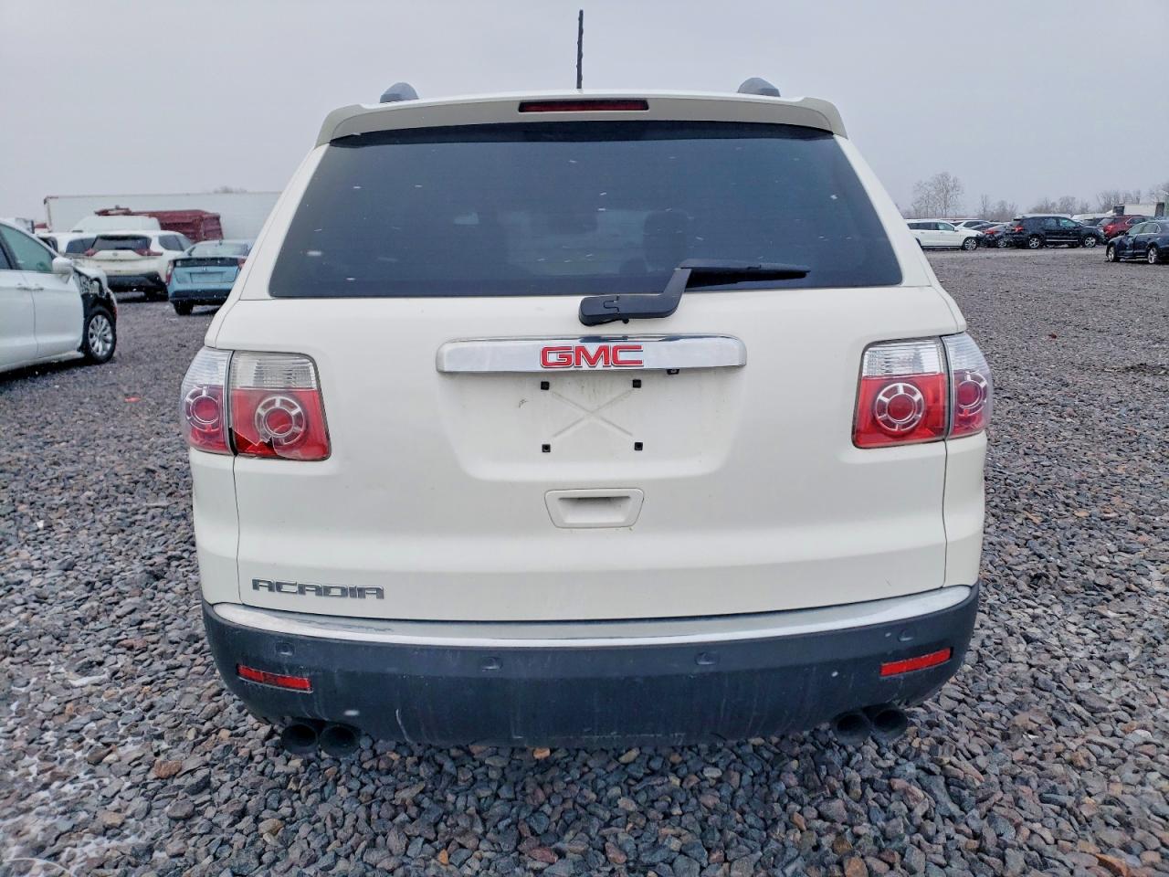 2010 GMC ACADIA SLE photo 6