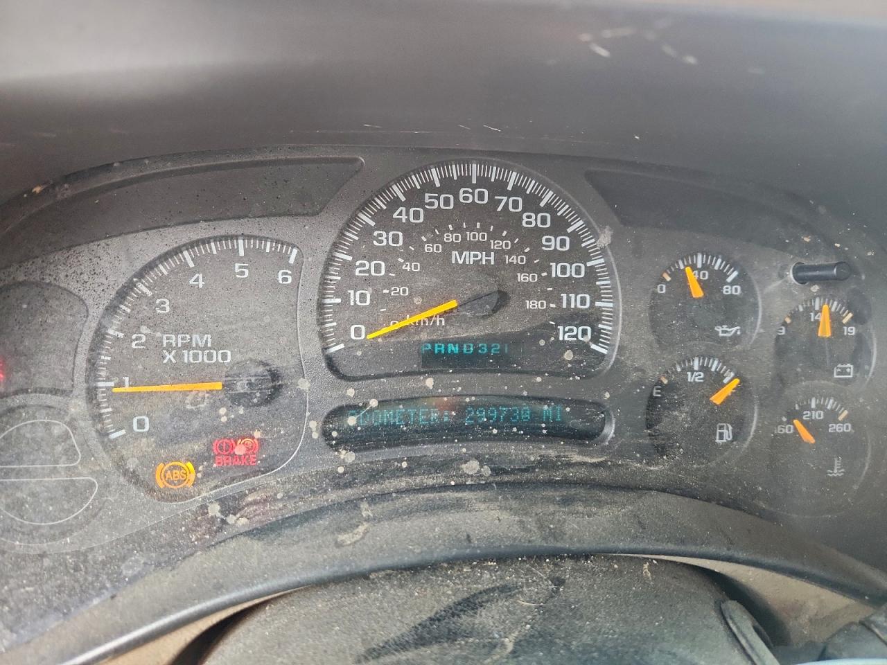 2004 CHEVROLET SILVERADO C1500 photo 33