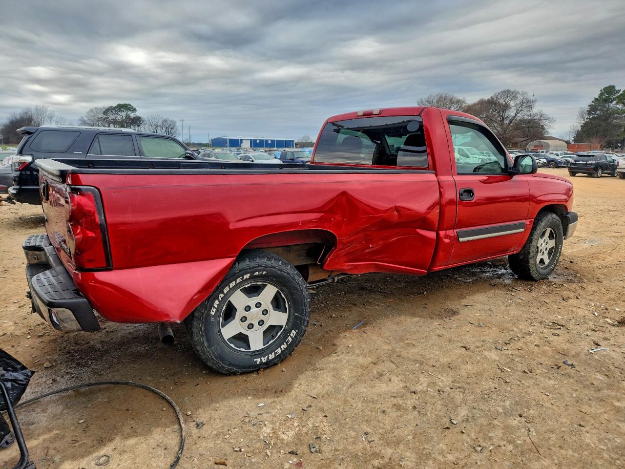 2004 CHEVROLET SILVERADO C1500 photo 9