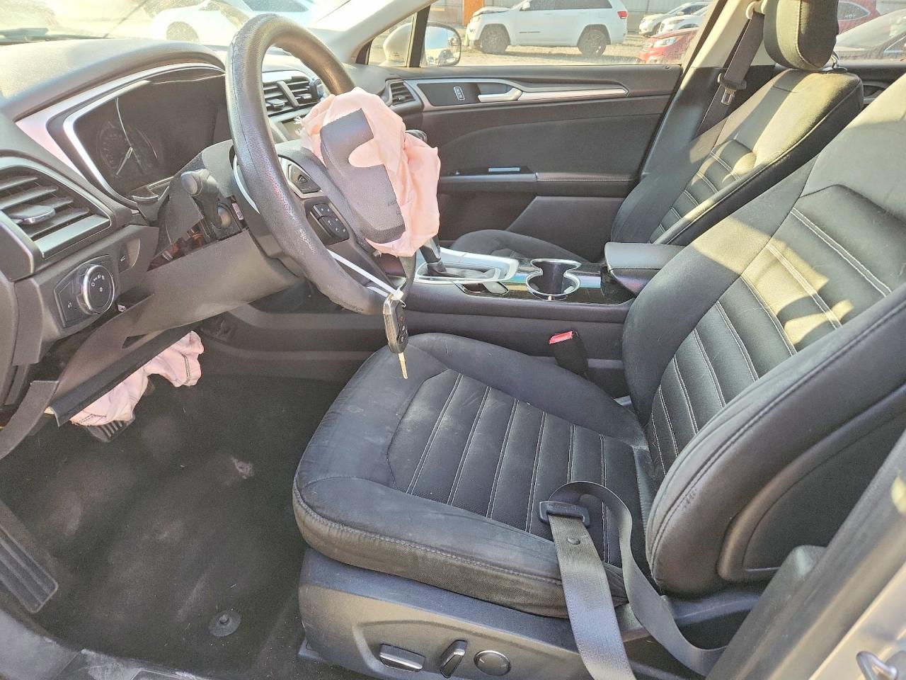 2014 FORD FUSION SE photo 7
