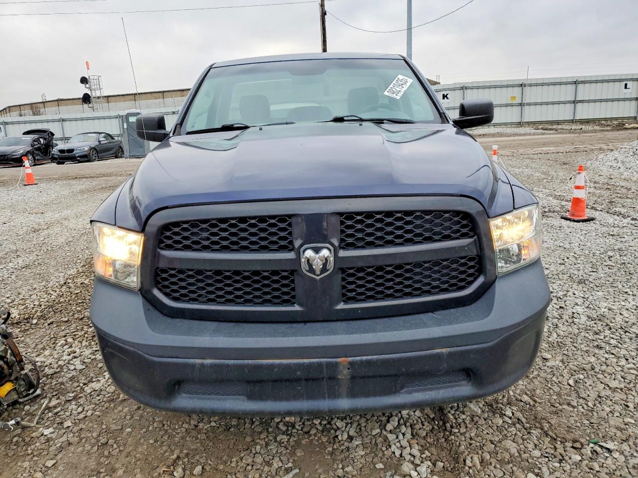 2017 RAM 1500 ST photo 5