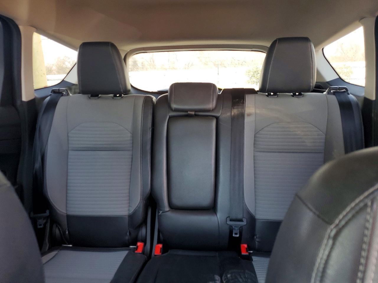 2018 FORD ESCAPE SE photo 10