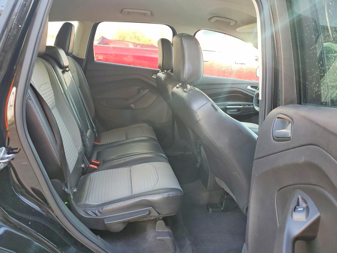 2018 FORD ESCAPE SE photo 11