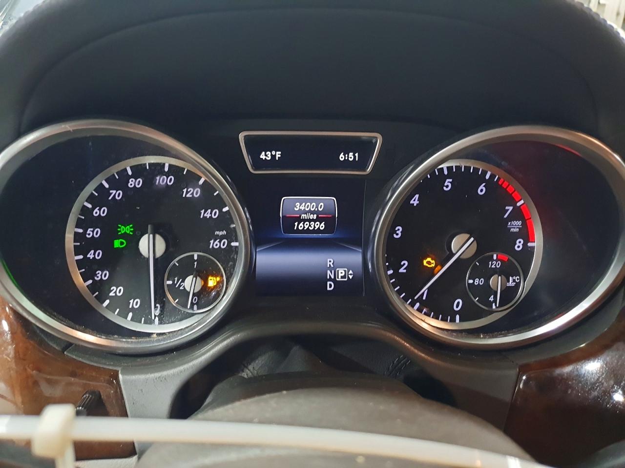 2015 MERCEDES-BENZ GL 450 4MATIC photo 9