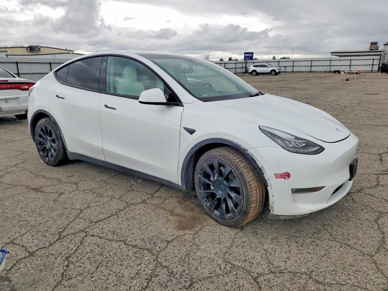 2021 TESLA MODEL Y photo 4