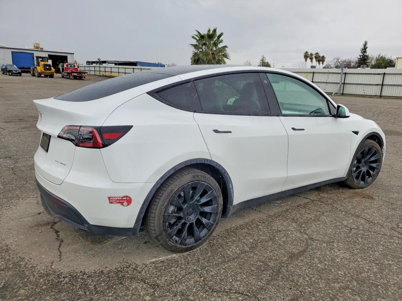 2021 TESLA MODEL Y photo 3