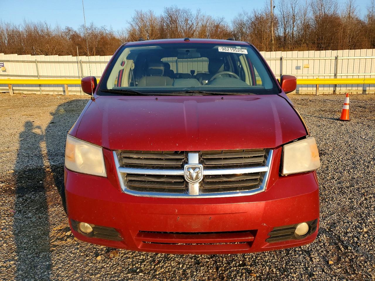 2010 DODGE GRAND CARAVAN SXT photo 5