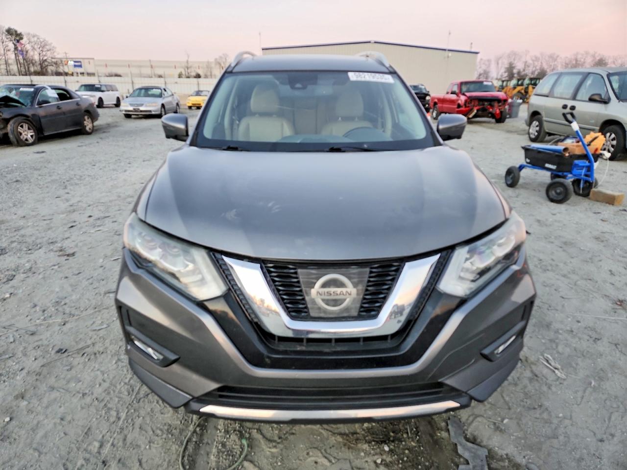 2017 NISSAN ROGUE S photo 13
