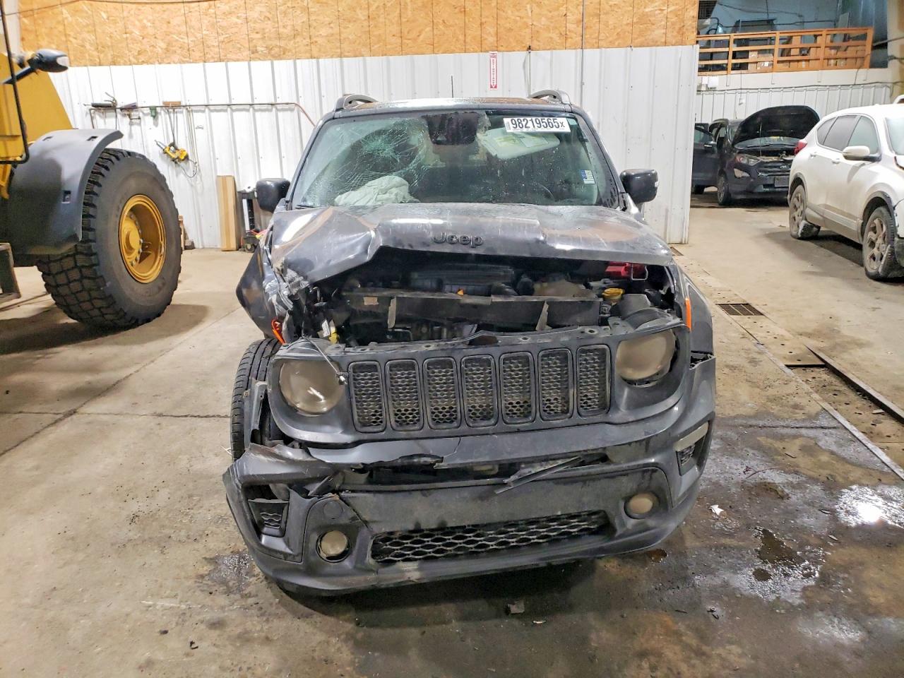 2023 JEEP RENEGADE ALTITUDE photo 9
