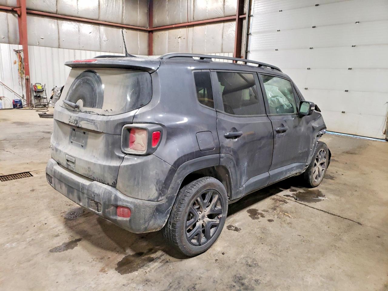 2023 JEEP RENEGADE ALTITUDE photo 5