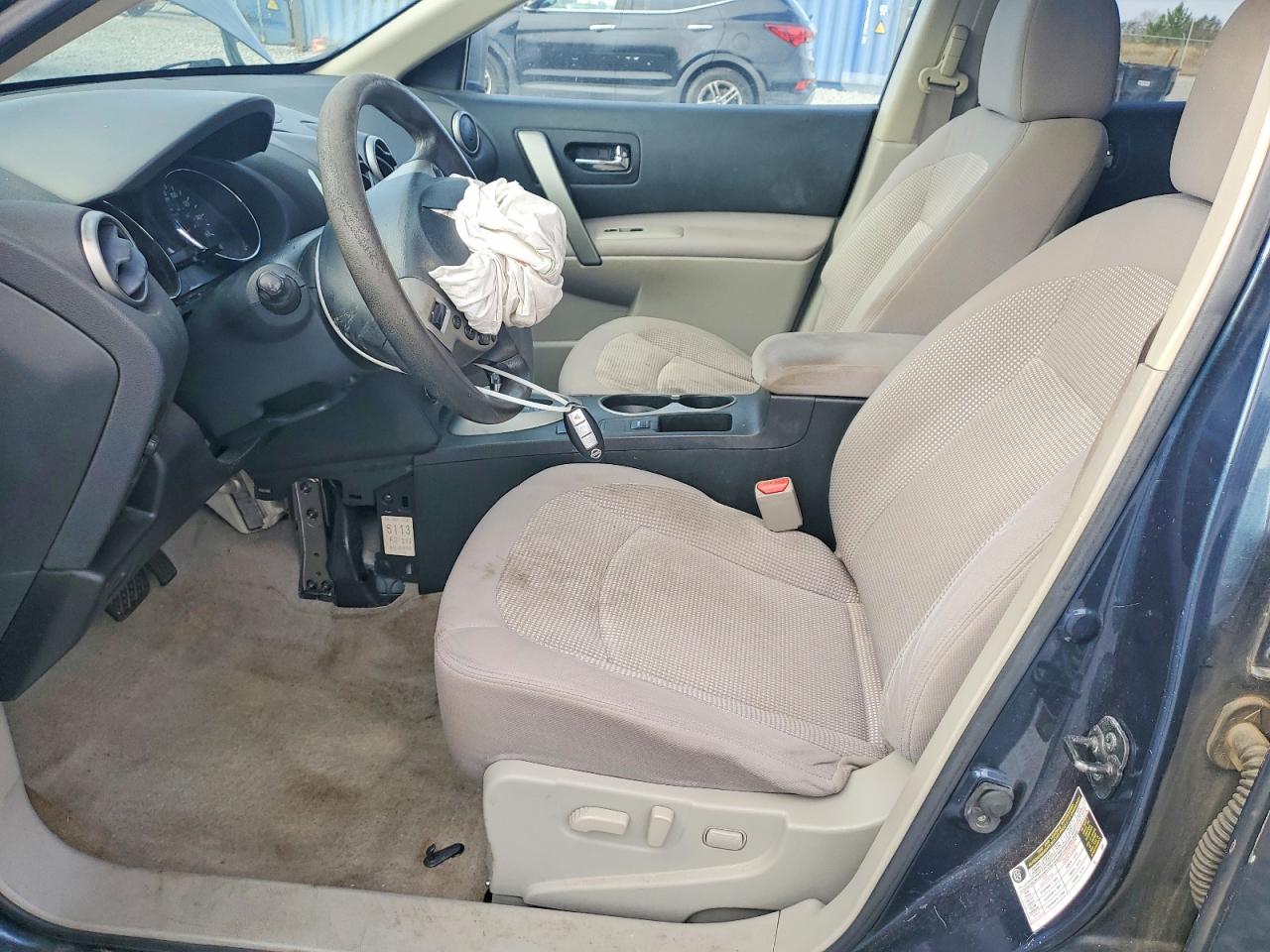 2013 NISSAN ROGUE S photo 7