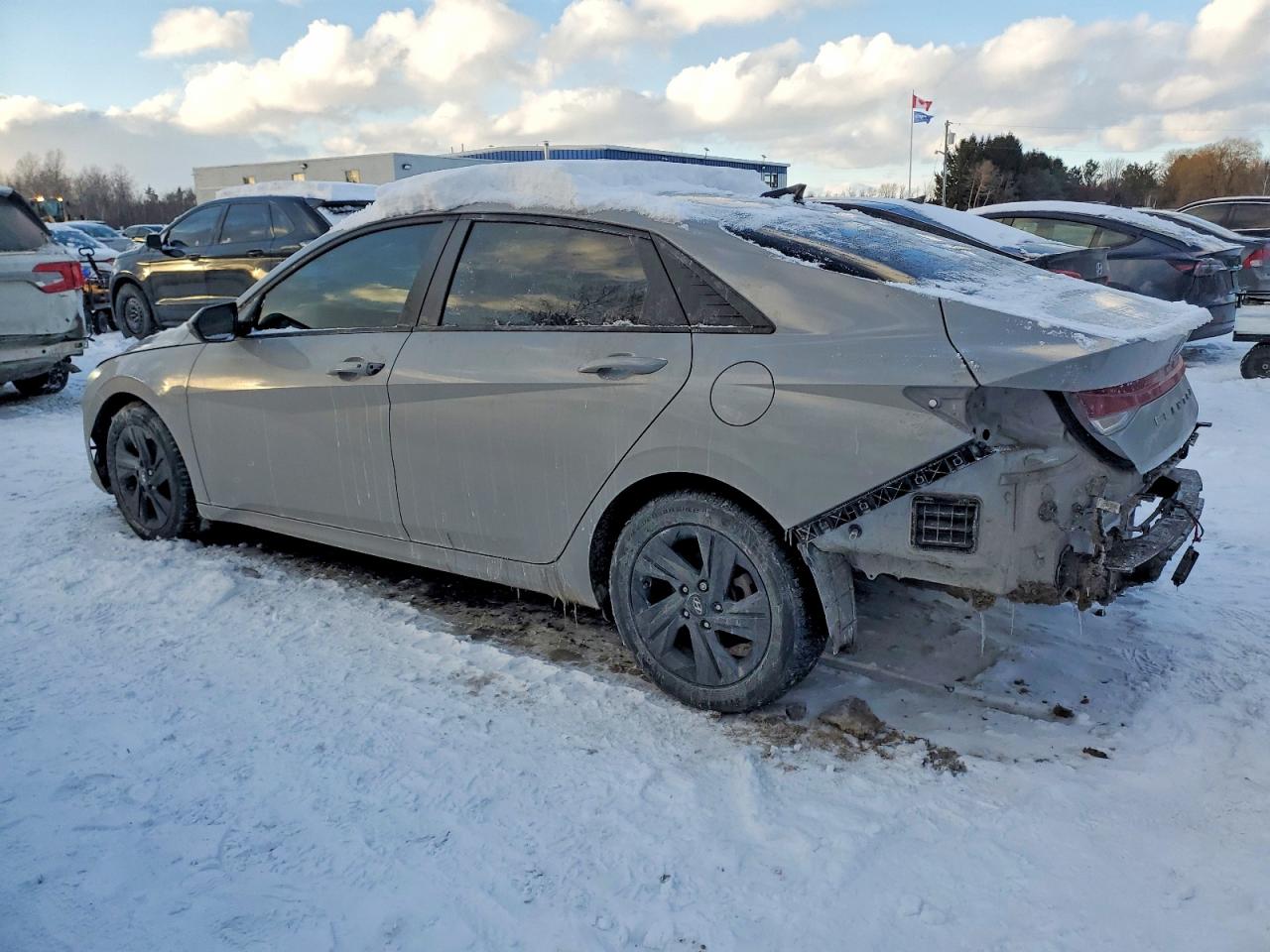 2022 HYUNDAI ELANTRA SEL photo 2