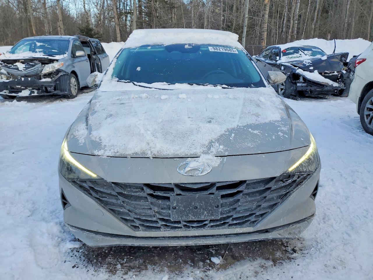 2022 HYUNDAI ELANTRA SEL photo 5