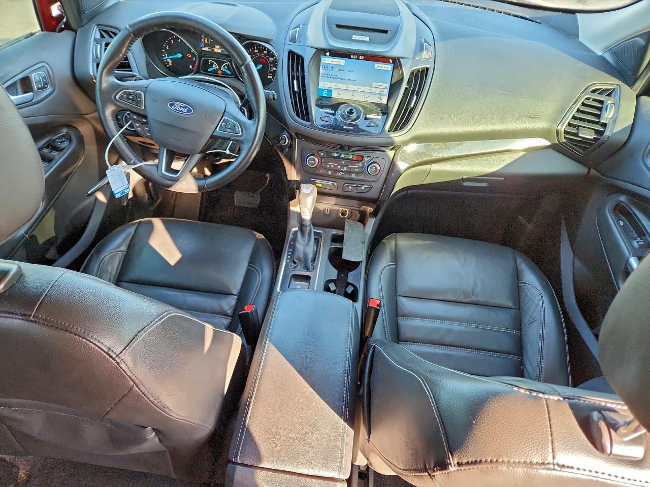 2017 FORD ESCAPE TITANIUM photo 8