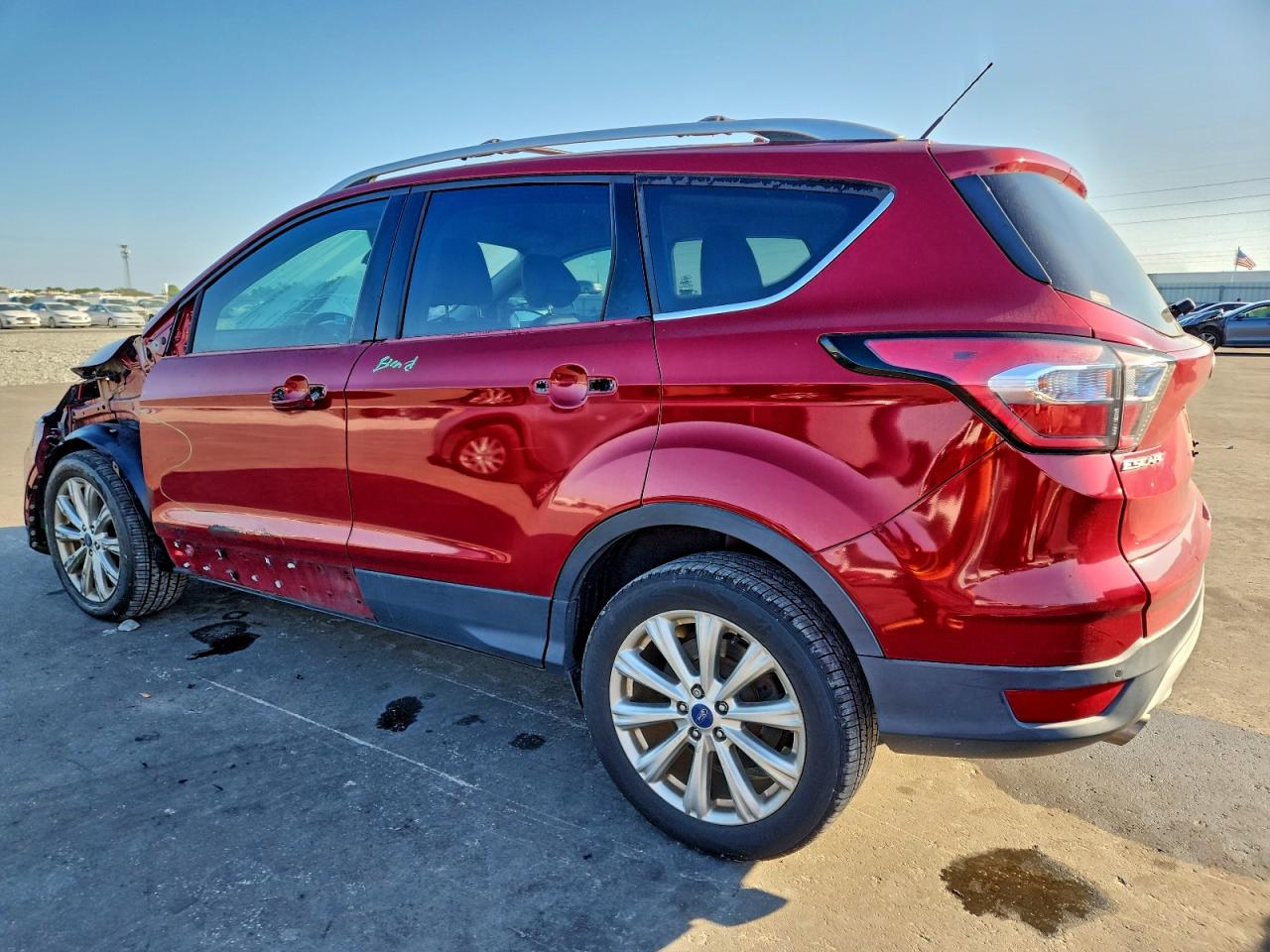 2017 FORD ESCAPE TITANIUM photo 2