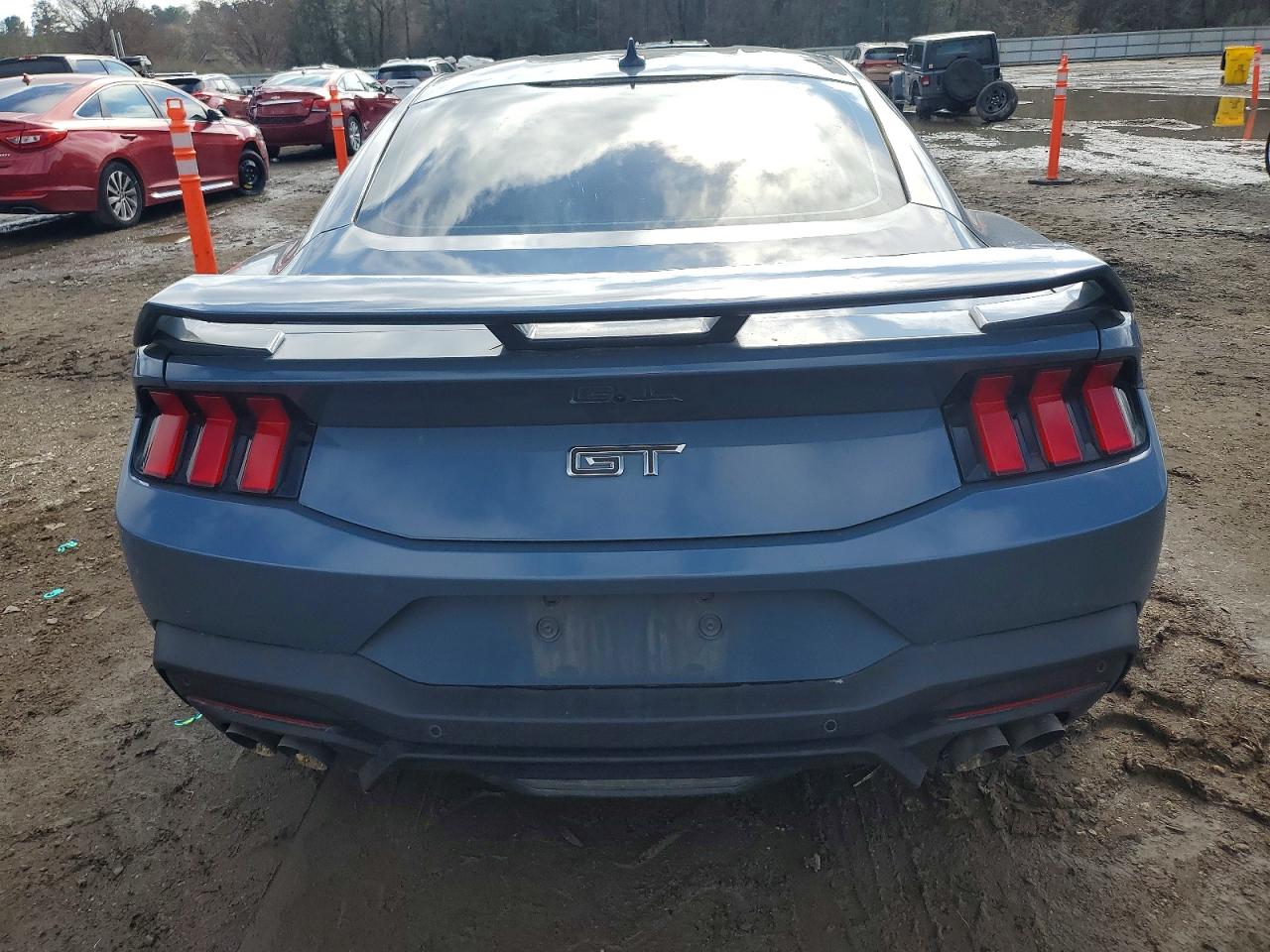 2024 FORD MUSTANG GT photo 6