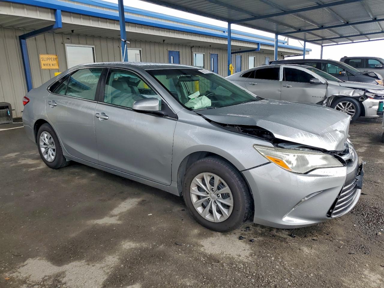 2016 TOYOTA CAMRY LE photo 7