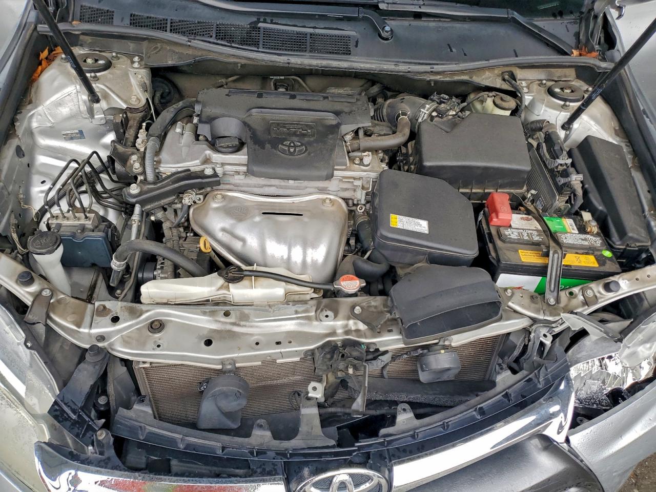2016 TOYOTA CAMRY LE photo 21