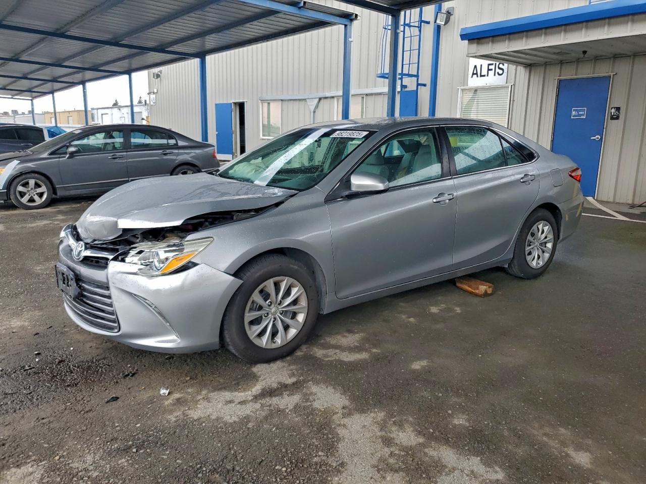 2016 TOYOTA CAMRY