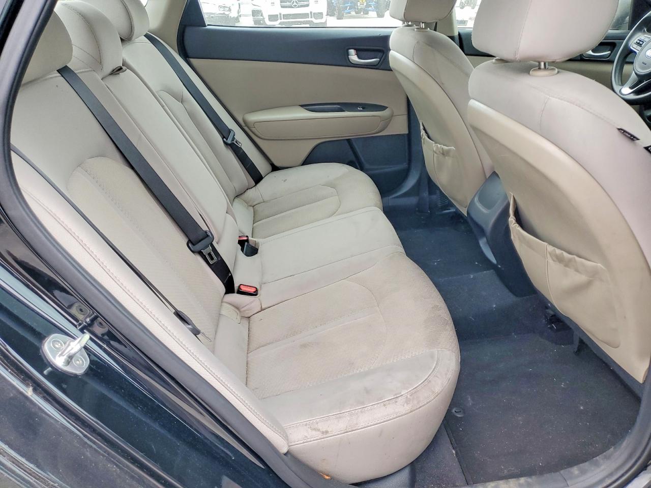 2016 KIA OPTIMA LX photo 19