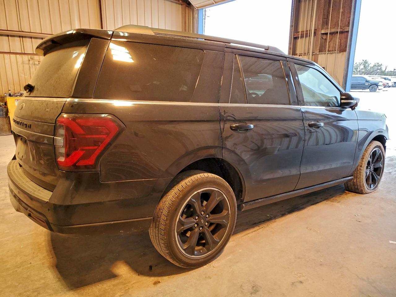 2024 FORD EXPEDITION LIMITED photo 3