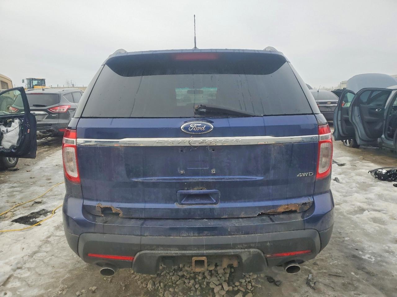 2011 FORD EXPLORER photo 11