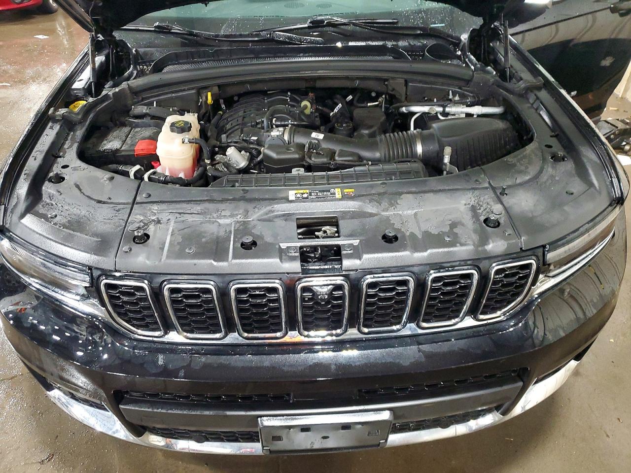 2023 JEEP GRAND CHEROKEE L LIMITED photo 12