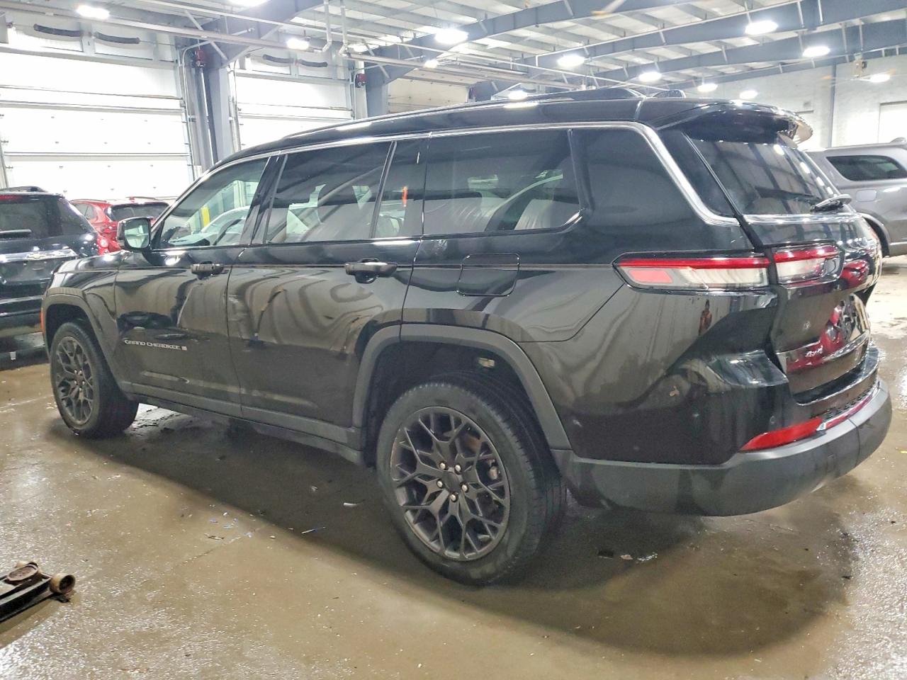 2023 JEEP GRAND CHEROKEE L LIMITED photo 2