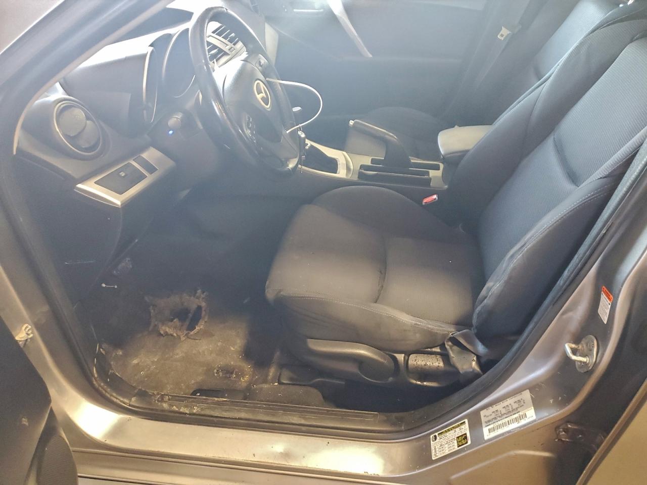 2010 MAZDA 3 S photo 7