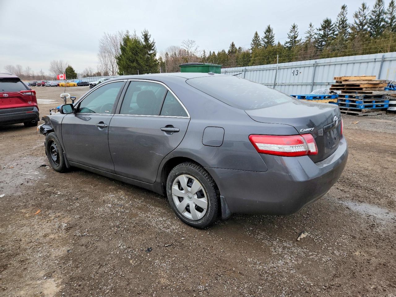 2010 TOYOTA CAMRY BASE photo 3
