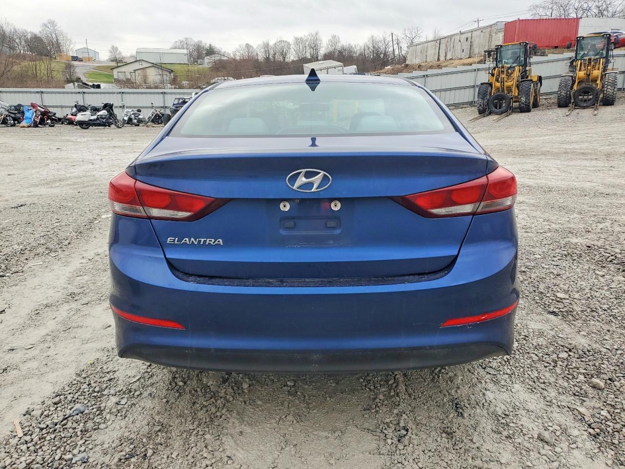 2017 HYUNDAI ELANTRA SE photo 6