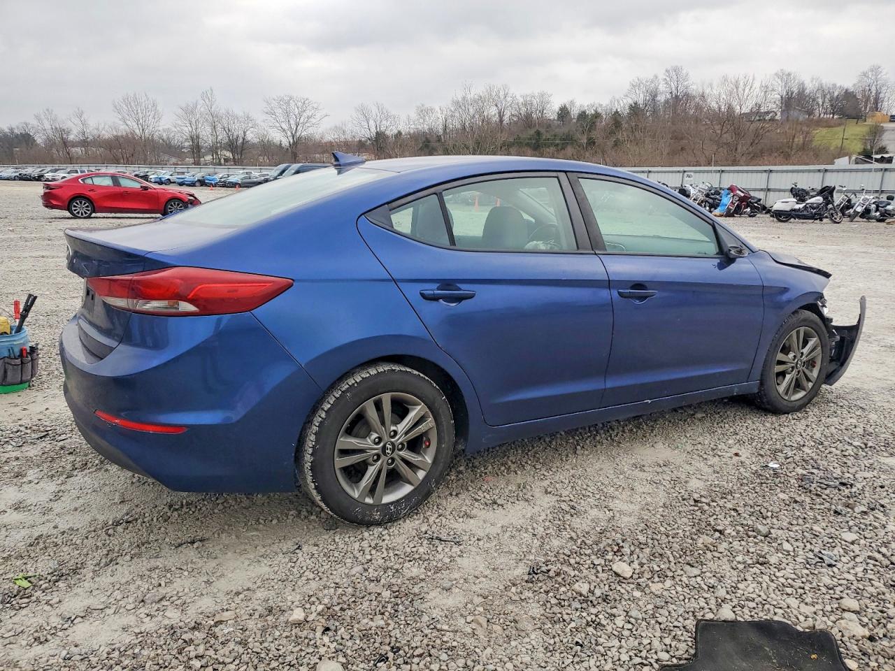 2017 HYUNDAI ELANTRA SE photo 3