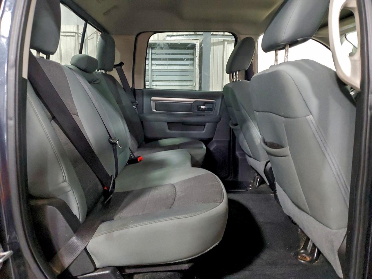 2014 RAM 1500 SLT photo 10