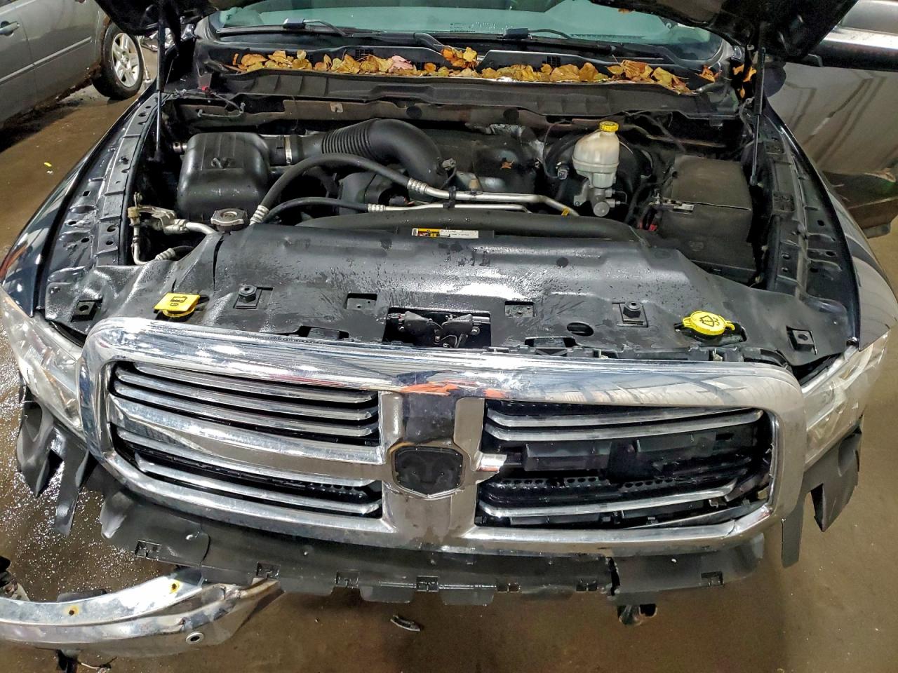 2014 RAM 1500 SLT photo 11