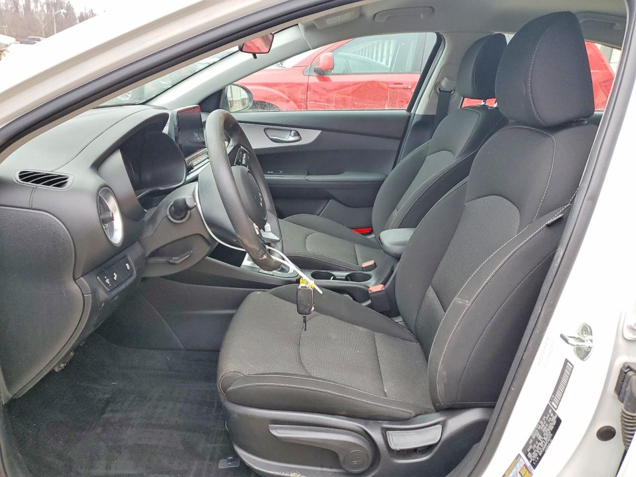 2023 KIA FORTE LX photo 7