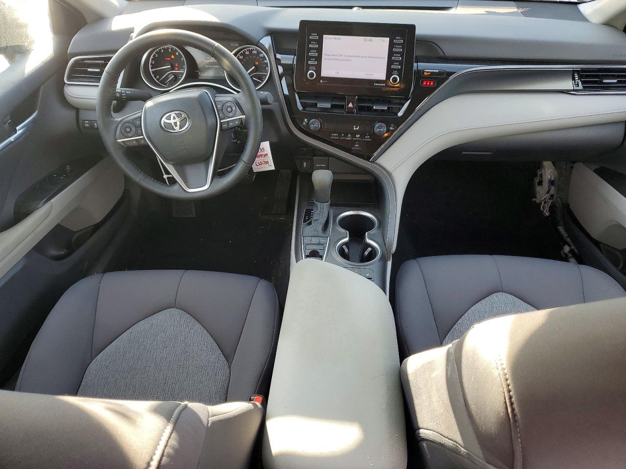 2024 TOYOTA CAMRY LE photo 8