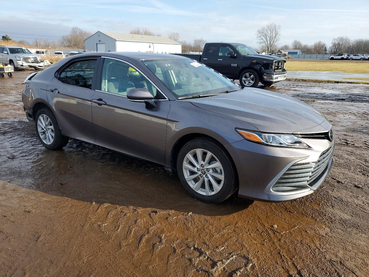 2024 TOYOTA CAMRY LE photo 4