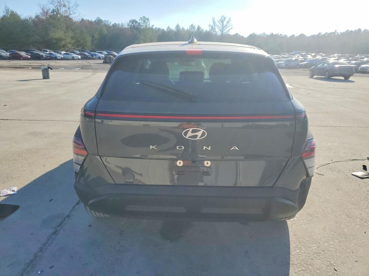 2025 HYUNDAI KONA SE photo 11