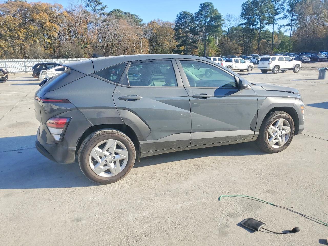 2025 HYUNDAI KONA SE photo 5