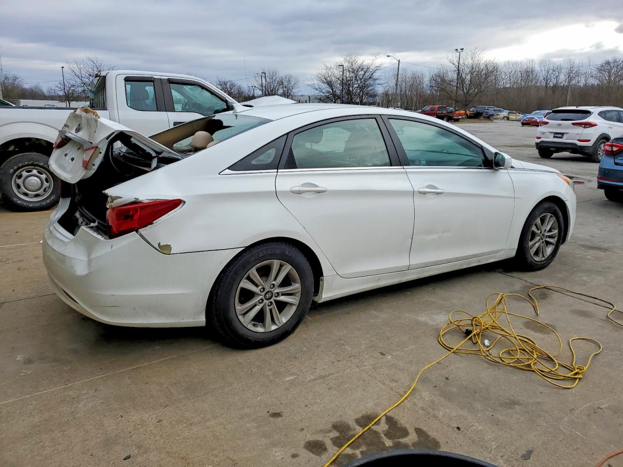 2013 HYUNDAI SONATA GLS photo 3