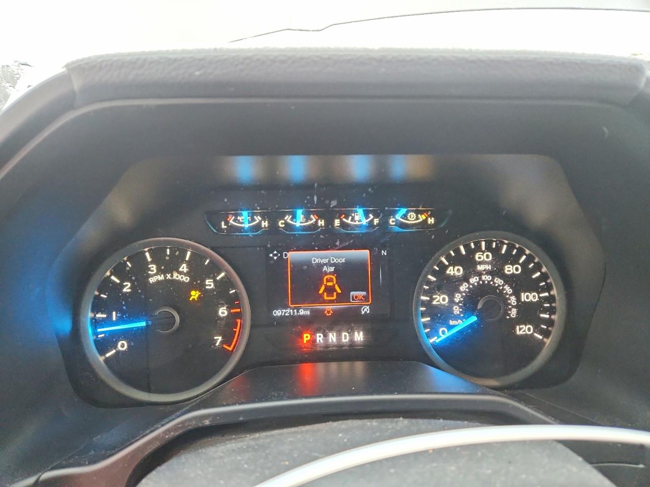 2017 FORD F150 SUPERCREW photo 9