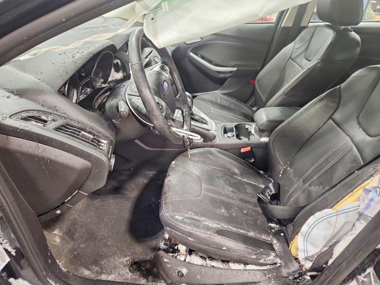 2014 FORD FOCUS SE photo 7