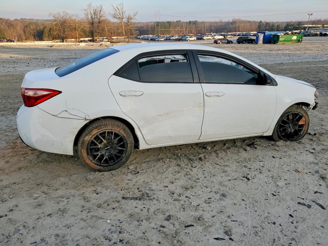 2017 TOYOTA COROLLA L photo 3