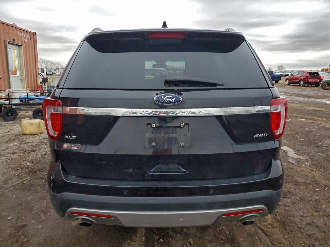 2017 FORD EXPLORER XLT photo 6