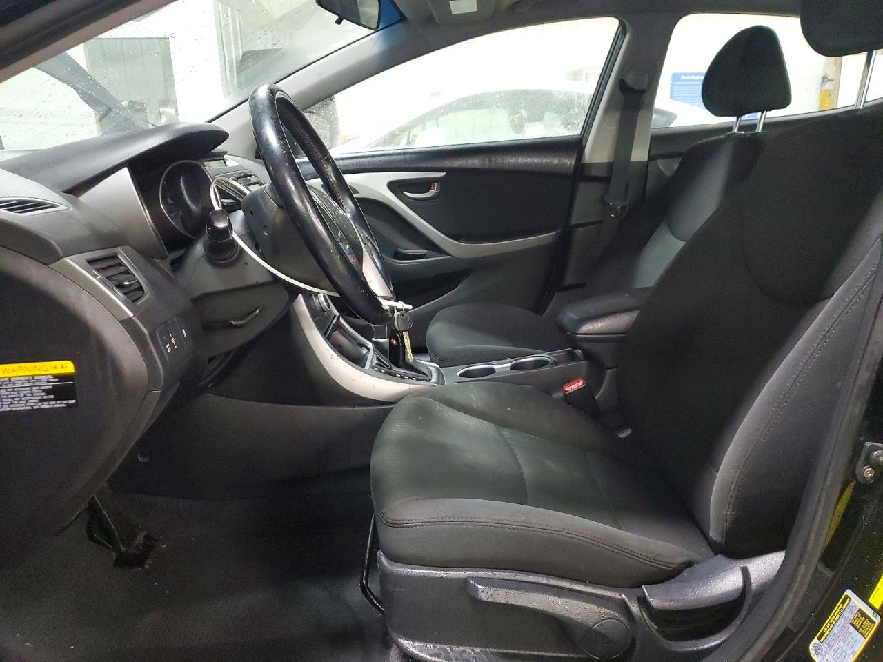2015 HYUNDAI ELANTRA SE photo 7