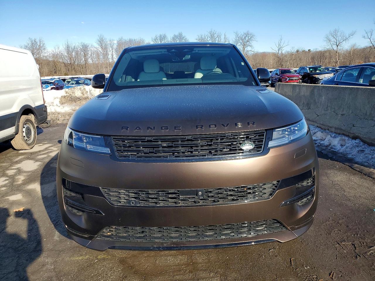 2024 LAND ROVER RANGE ROVER SPORT DYNAMIC SE photo 5