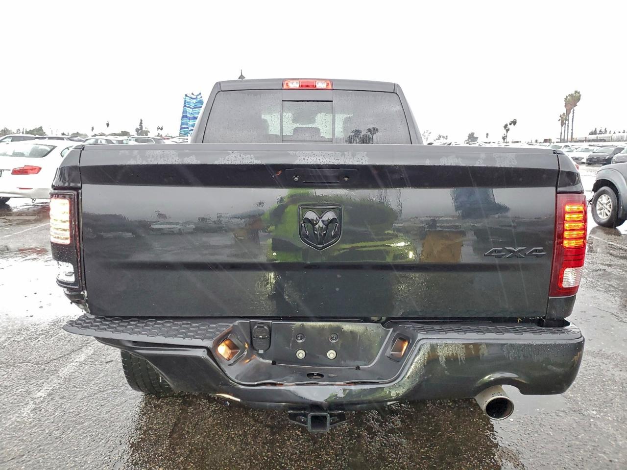 2017 RAM 1500 SPORT photo 6