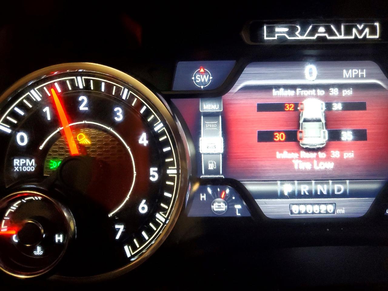 2019 RAM 1500 BIG HORN/LONE STAR photo 9